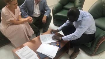 Signing the partnership agreement between UCIMI and São Tomé and Príncipe Ministry of Health