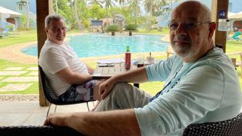 Joao and Greg relaxing at the hotel